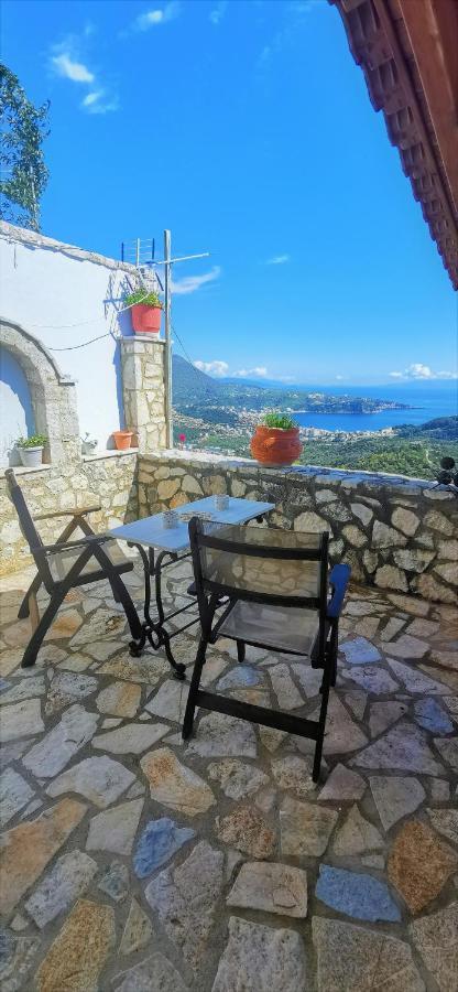 Castle Of Himara Apartment Exterior photo